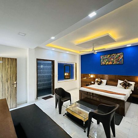 Golden Bed And Breakfast- High Quality Rooms In South Ex-1 D Block New Delhi Buitenkant foto