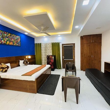 Golden Bed And Breakfast- High Quality Rooms In South Ex-1 D Block New Delhi Buitenkant foto