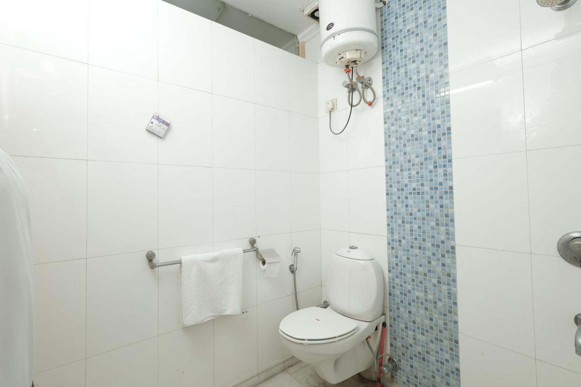 Golden Bed And Breakfast- High Quality Rooms In South Ex-1 D Block New Delhi Buitenkant foto