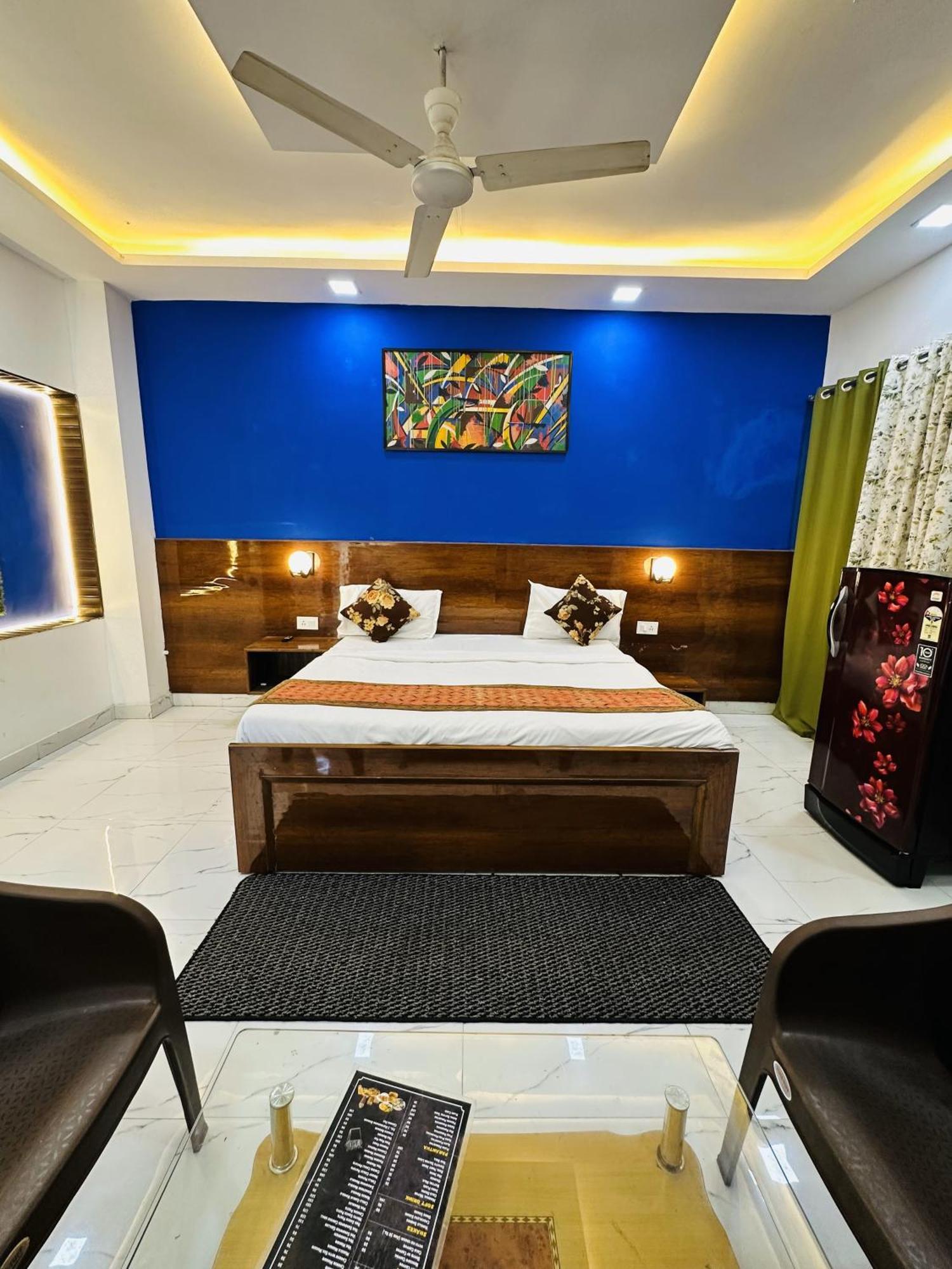 Golden Bed And Breakfast- High Quality Rooms In South Ex-1 D Block New Delhi Buitenkant foto
